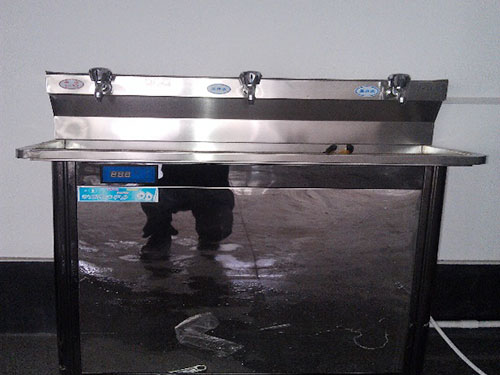 湖南昊楚科技有限公司,非標(biāo)電控柜定制,廢氣處理控制系統(tǒng),機(jī)電設(shè)備安裝,污水處理控制系統(tǒng)